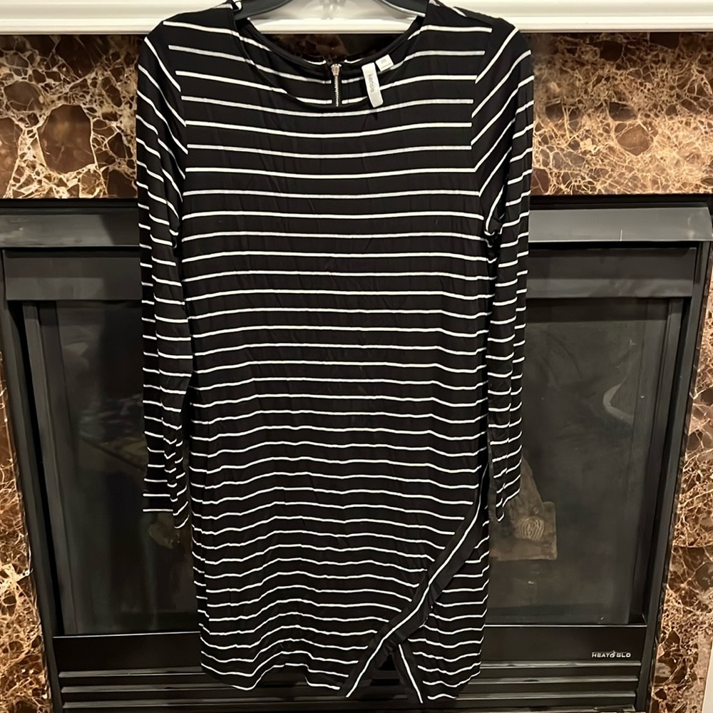 Kensie Long Sleeve Mini Dress